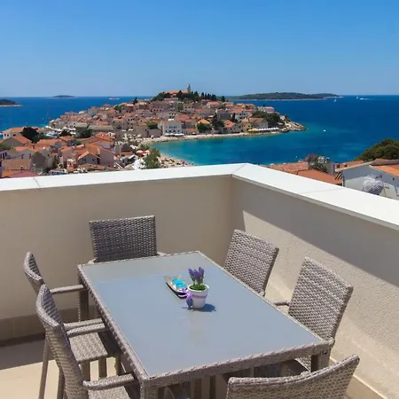 Royal Примоштен