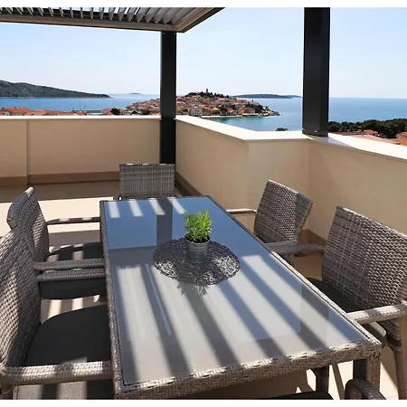 Royal Примоштен