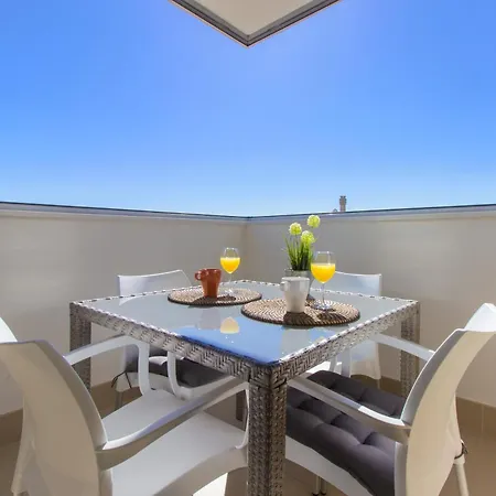 Апартаменты Royal Примоштен