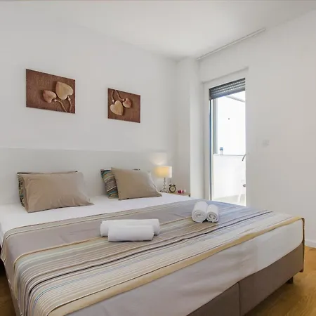 Royal Апартаменты Примоштен