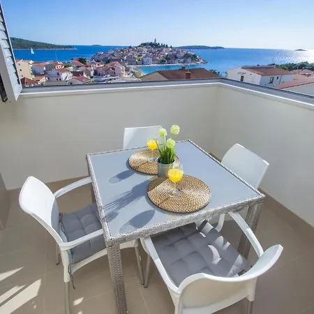 Royal Апартаменты Примоштен