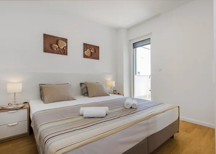 Royal شقة Primošten